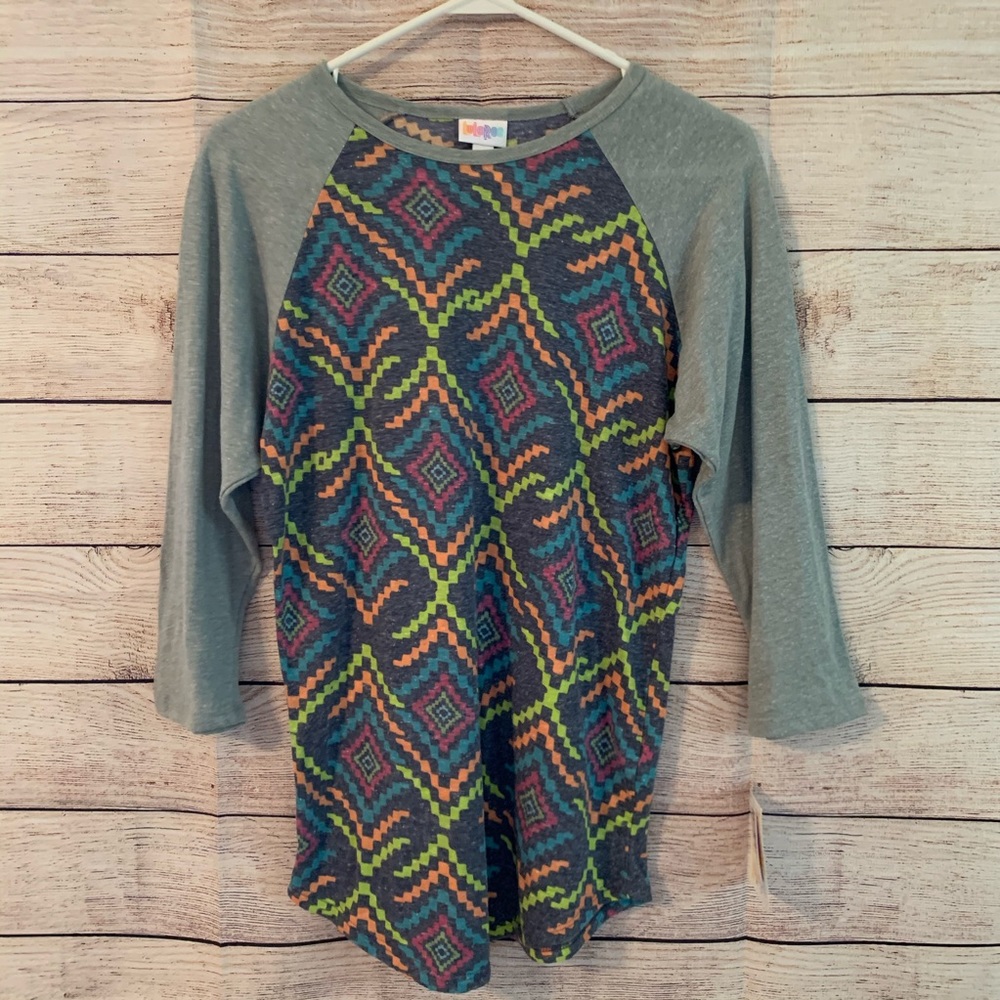 NWT LuLaRoe Randy Tee Shirt Grey Sleeves